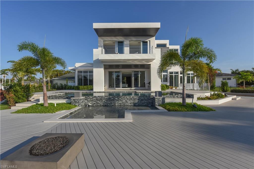 ROYAL HARBOR - Residential