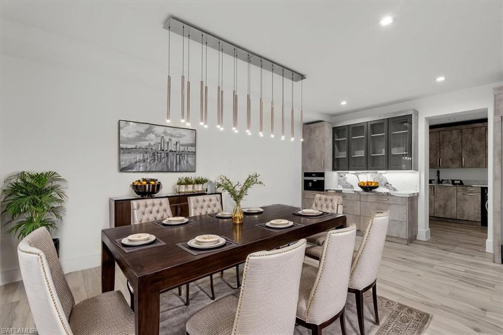 PARK SHORE - Residential