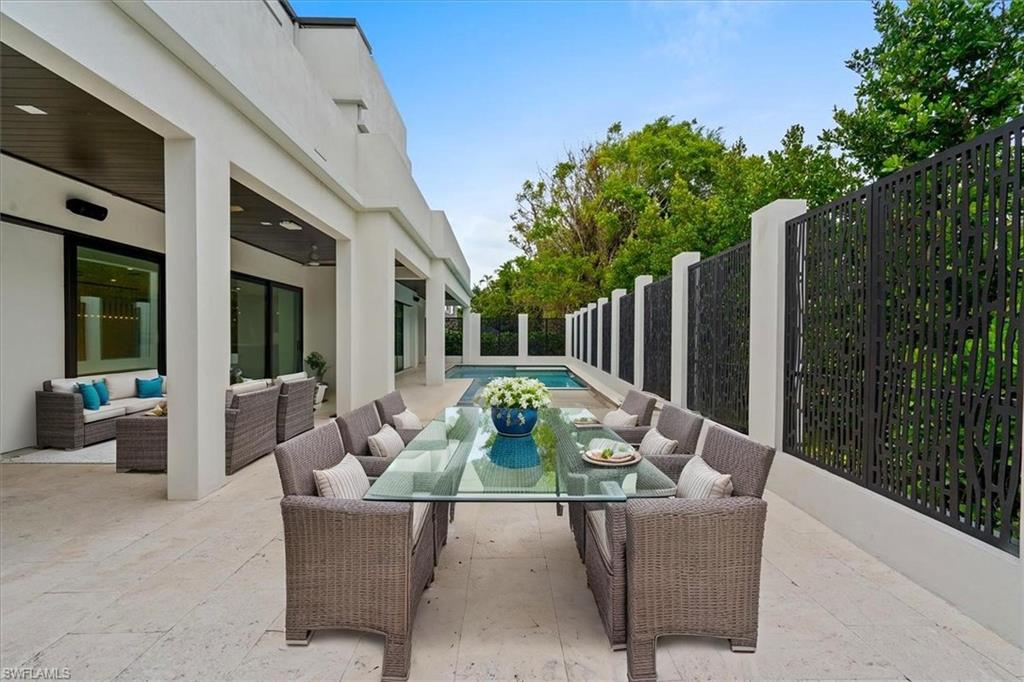 PARK SHORE - Residential