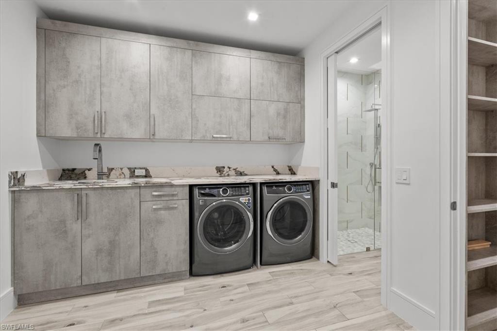 PARK SHORE - Residential