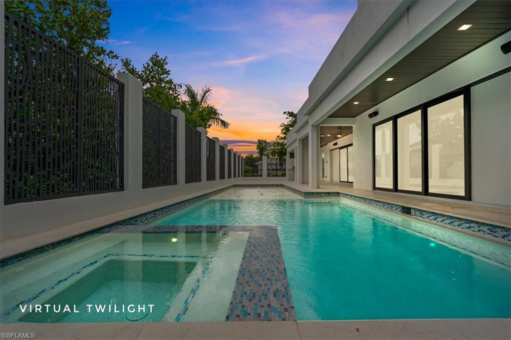 PARK SHORE - Residential