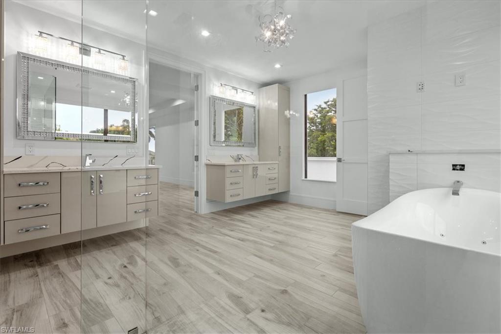 PARK SHORE - Residential