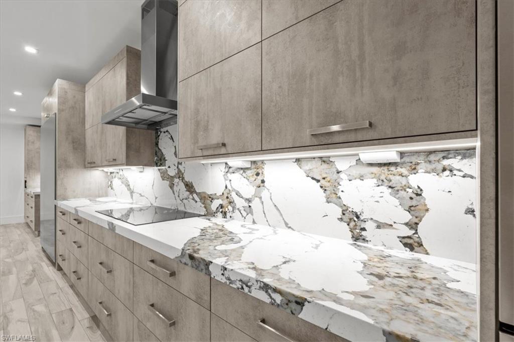 PARK SHORE - Residential