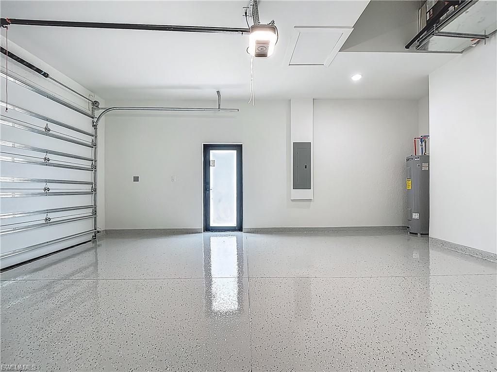 CAPE CORAL - Residential Lease