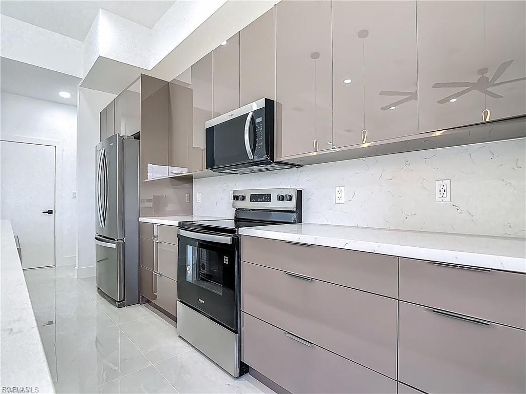 CAPE CORAL - Residential Lease