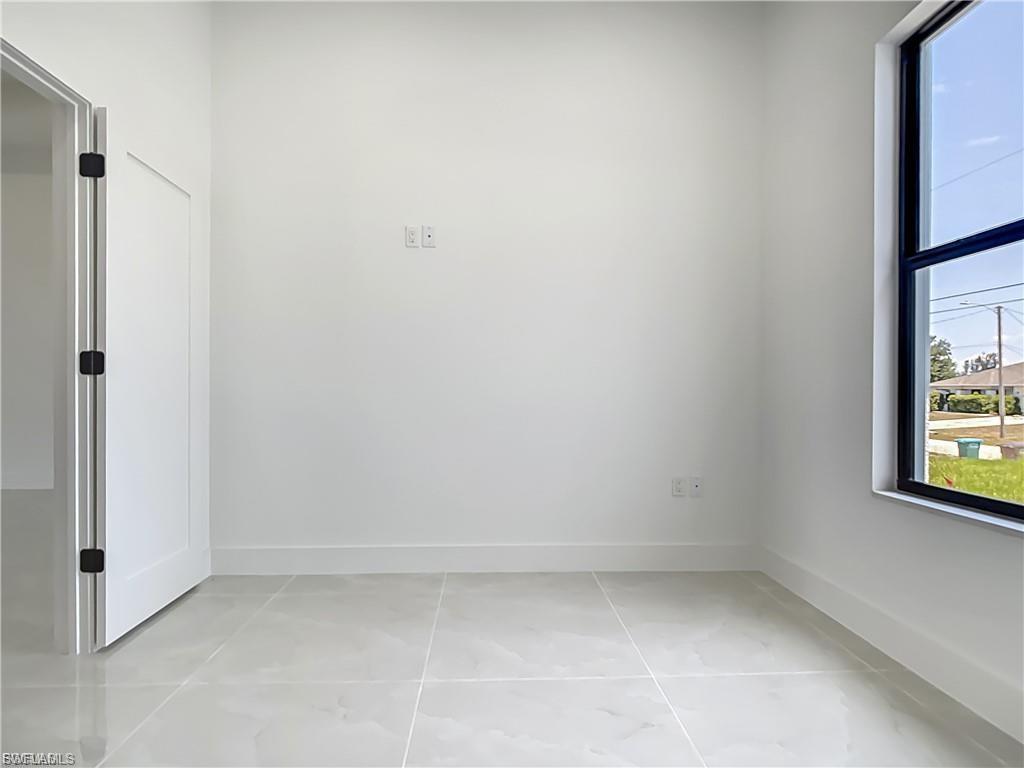 CAPE CORAL - Residential Lease