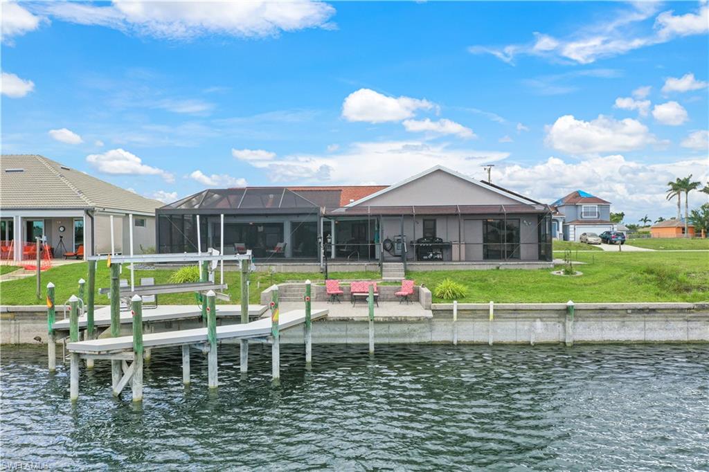 CAPE CORAL - Residential