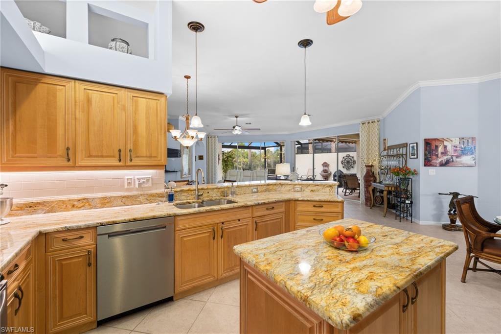 LIGHTHOUSE BAY - Residential