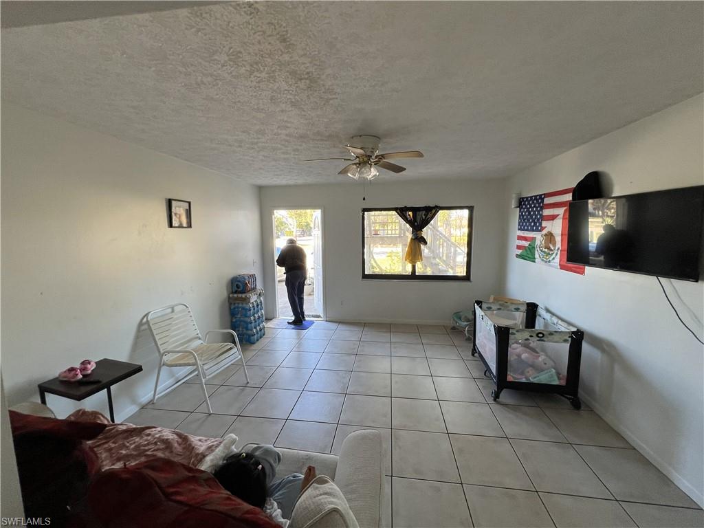 GOLDEN GATE CITY - Residential