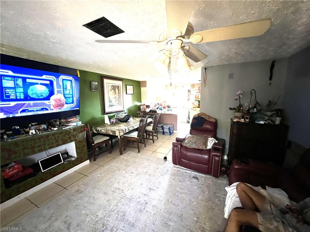 GOLDEN GATE CITY - Residential