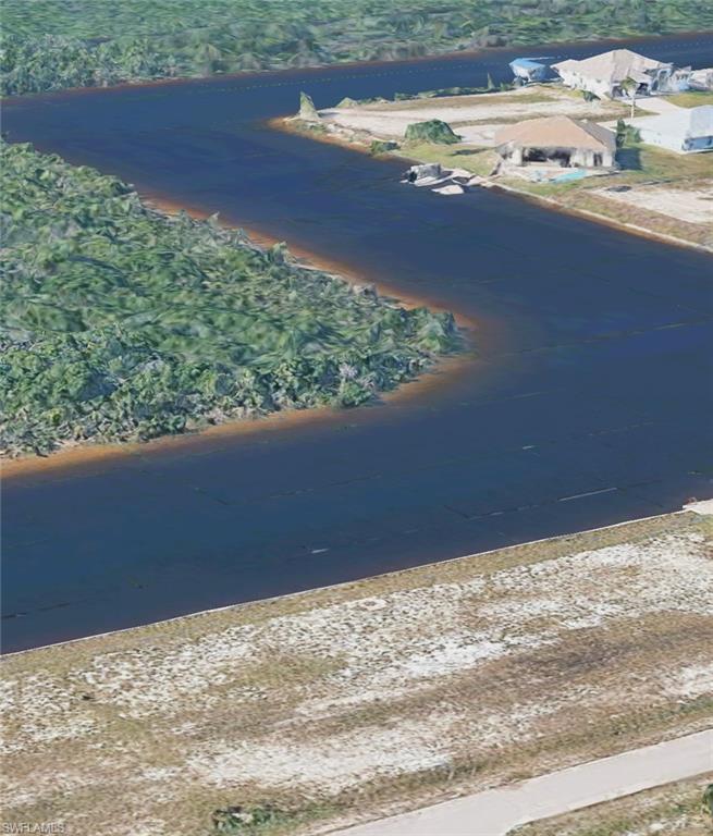 CAPE CORAL - Land