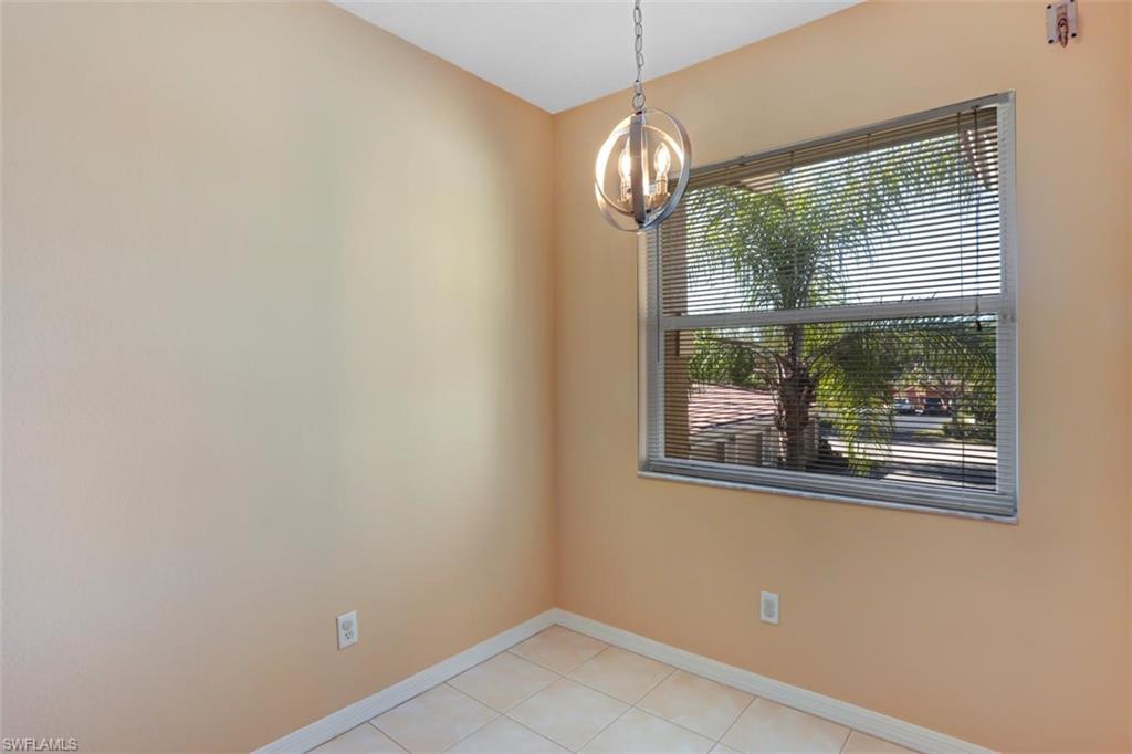 HUNTINGTON LAKES - Residential