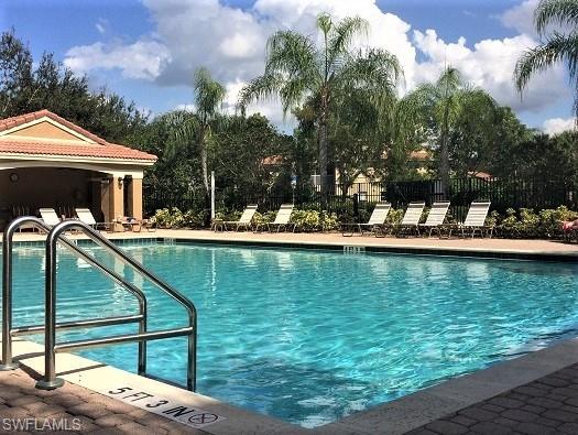 HUNTINGTON LAKES - Residential