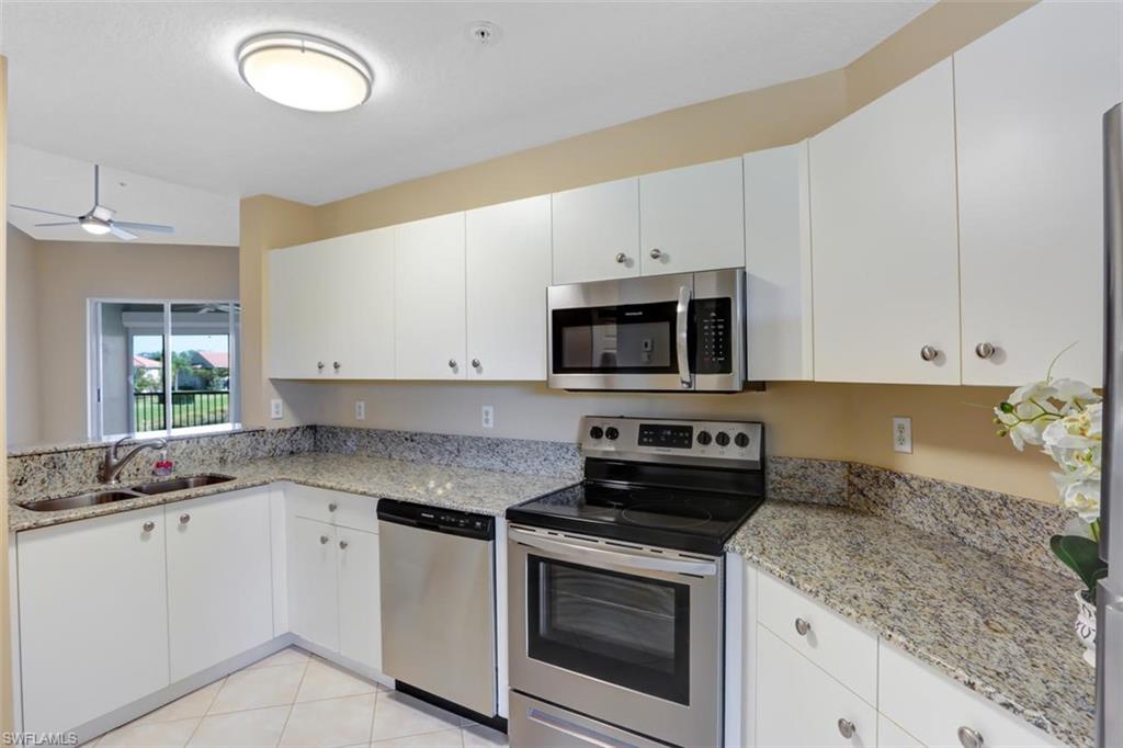 HUNTINGTON LAKES - Residential