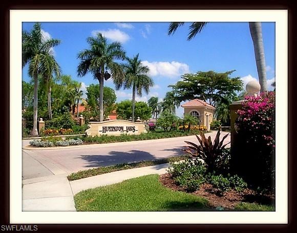 HUNTINGTON LAKES - Residential