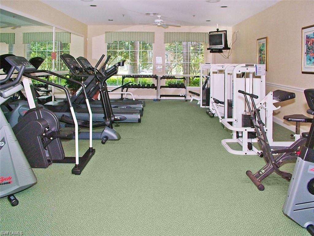 HUNTINGTON LAKES - Residential