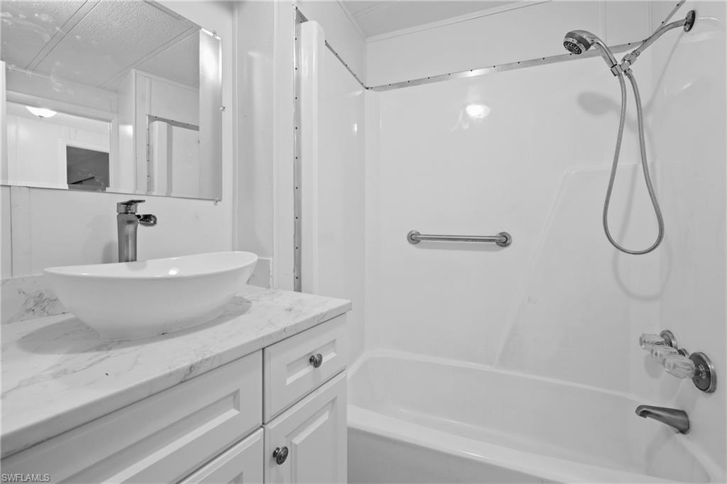 IMPERIAL HARBOR - Residential