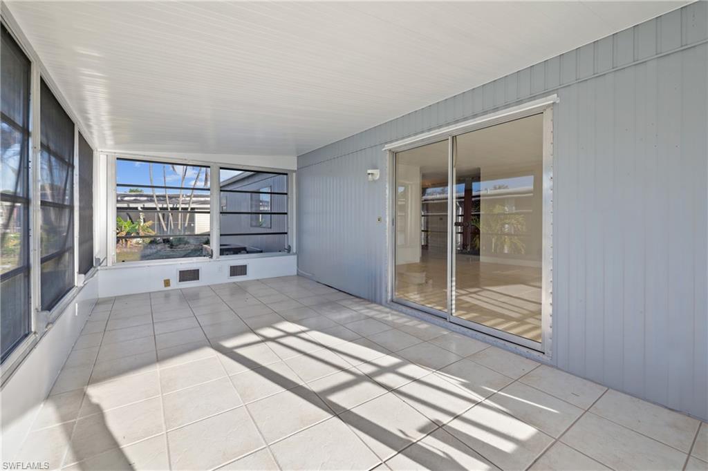 IMPERIAL HARBOR - Residential