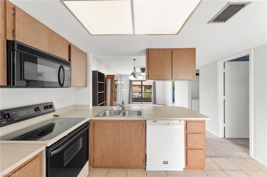 COUNTRY PINES CONDO - Residential