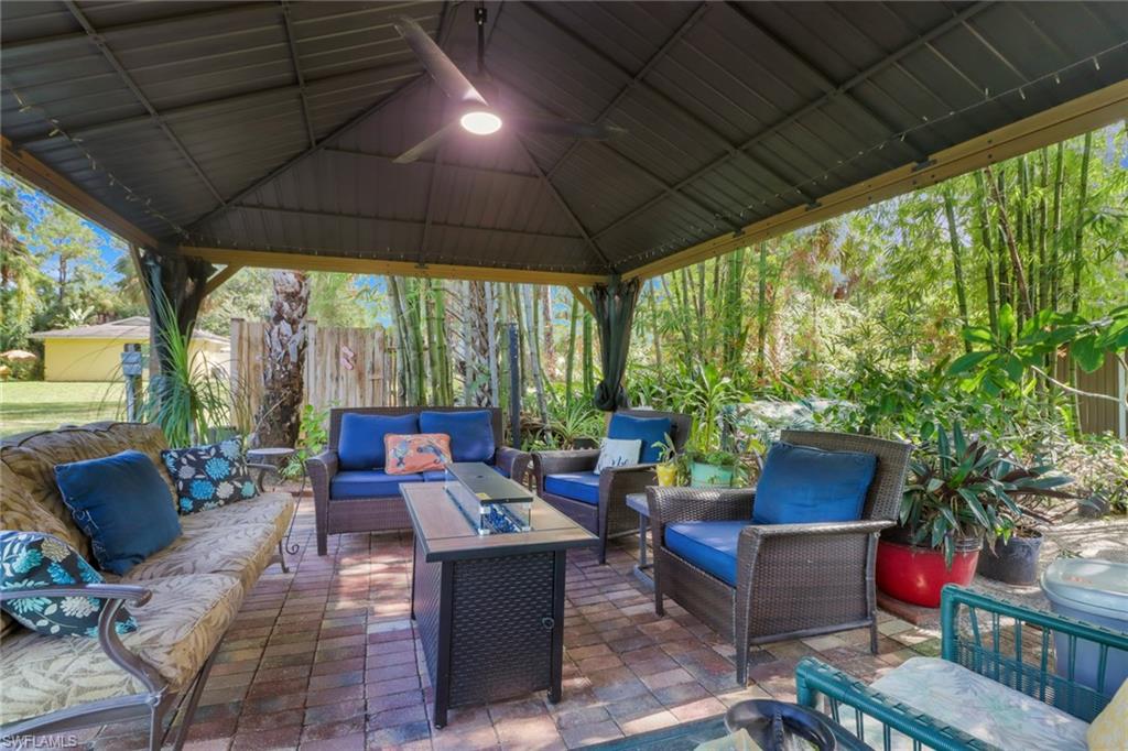 GOLDEN GATE ESTATES - Residential