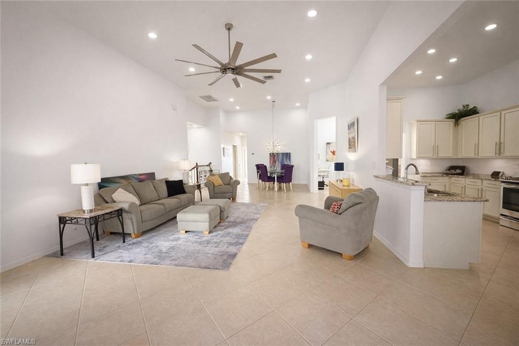 16571 Goldenrod LN 202