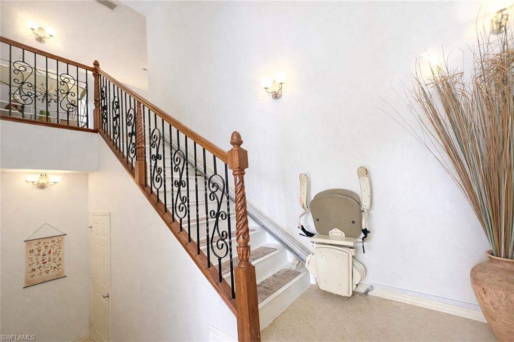 ASHTON OAKS - Residential