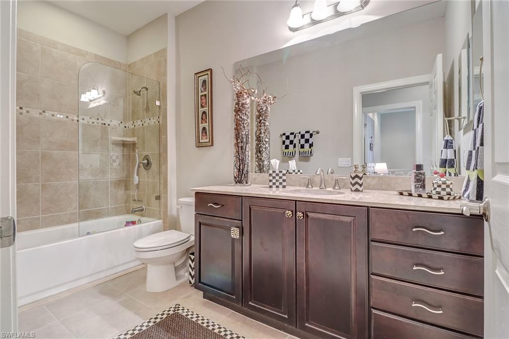 MANCHESTER SQUARE - Residential