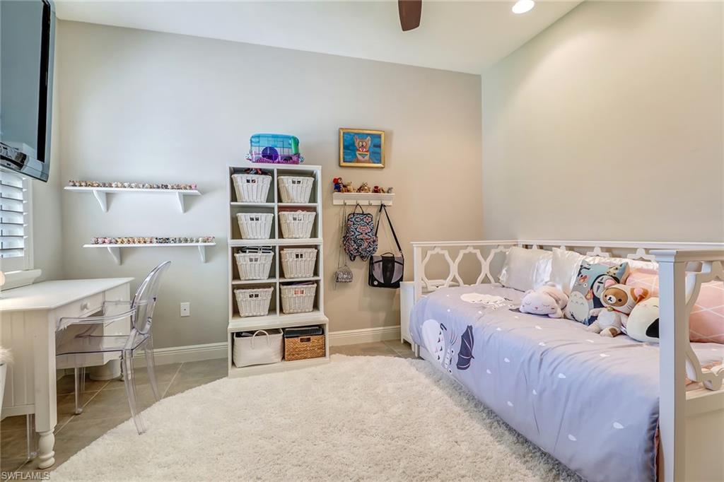 MANCHESTER SQUARE - Residential