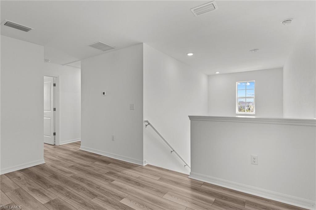 THE FLATWOODS - Residential Lease