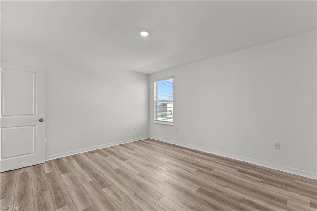 THE FLATWOODS - Residential Lease