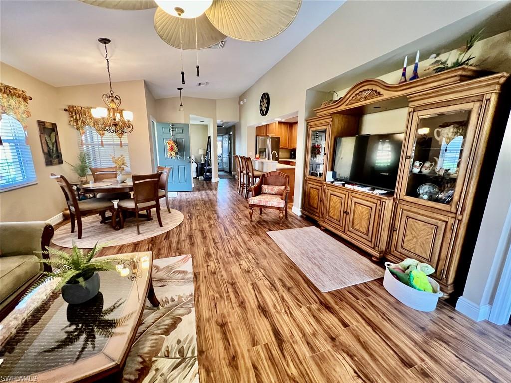 VISTANNA VILLAS - Residential