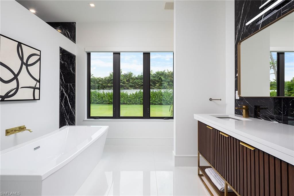 PINE RIDGE - Residential