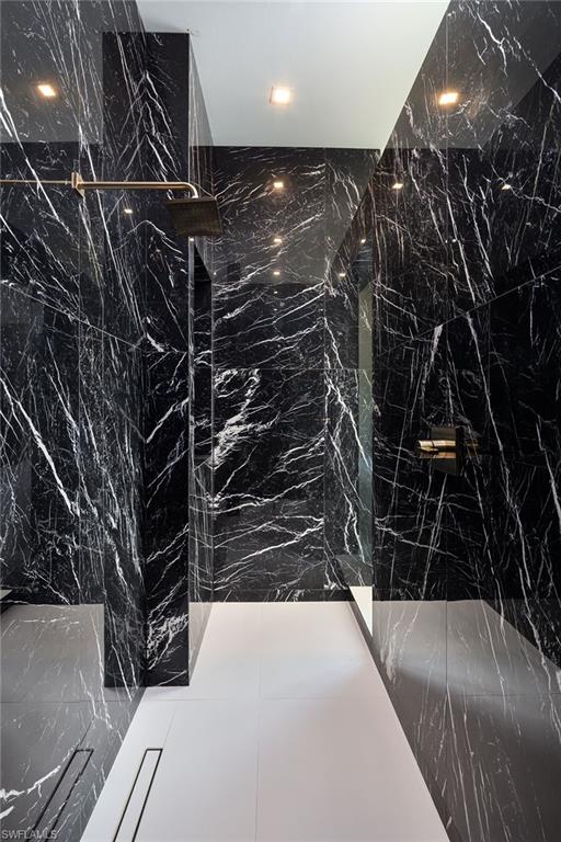 PINE RIDGE - Residential