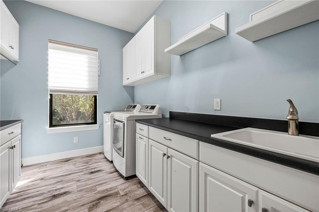 ESPLANADE - Residential