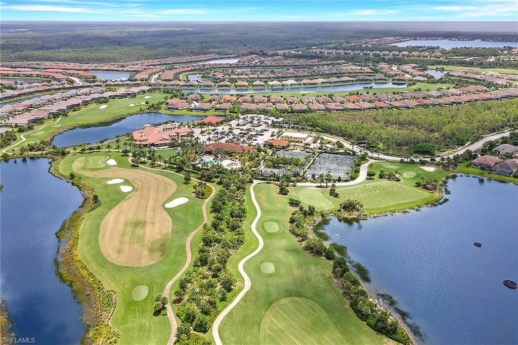 ESPLANADE - Residential