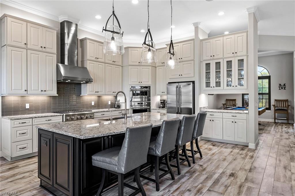 ESPLANADE - Residential