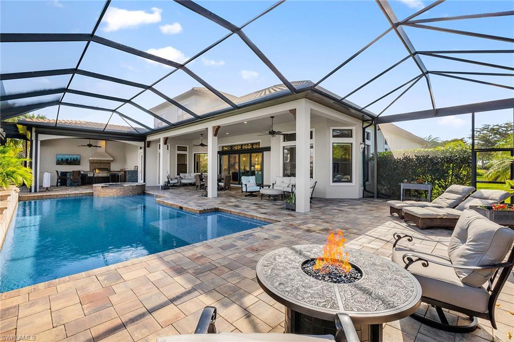 ESPLANADE - Residential