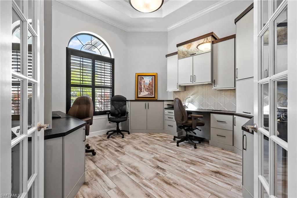 ESPLANADE - Residential