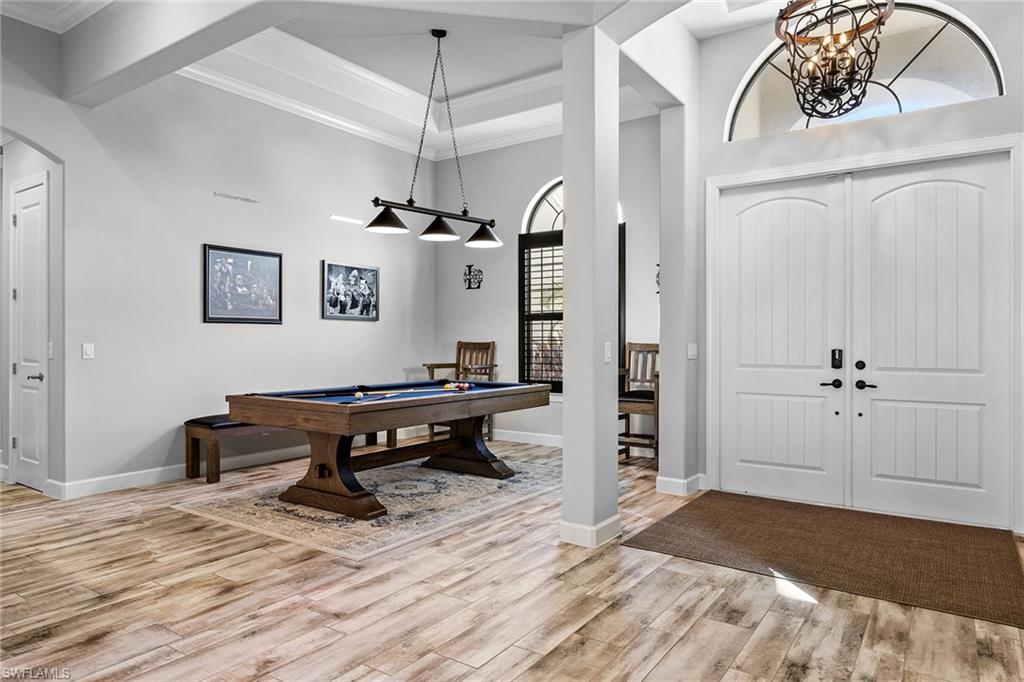 ESPLANADE - Residential