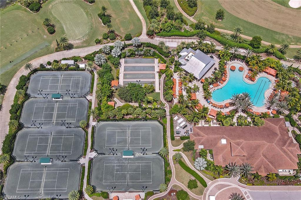 ESPLANADE - Residential