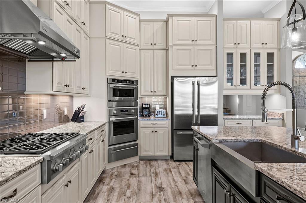 ESPLANADE - Residential