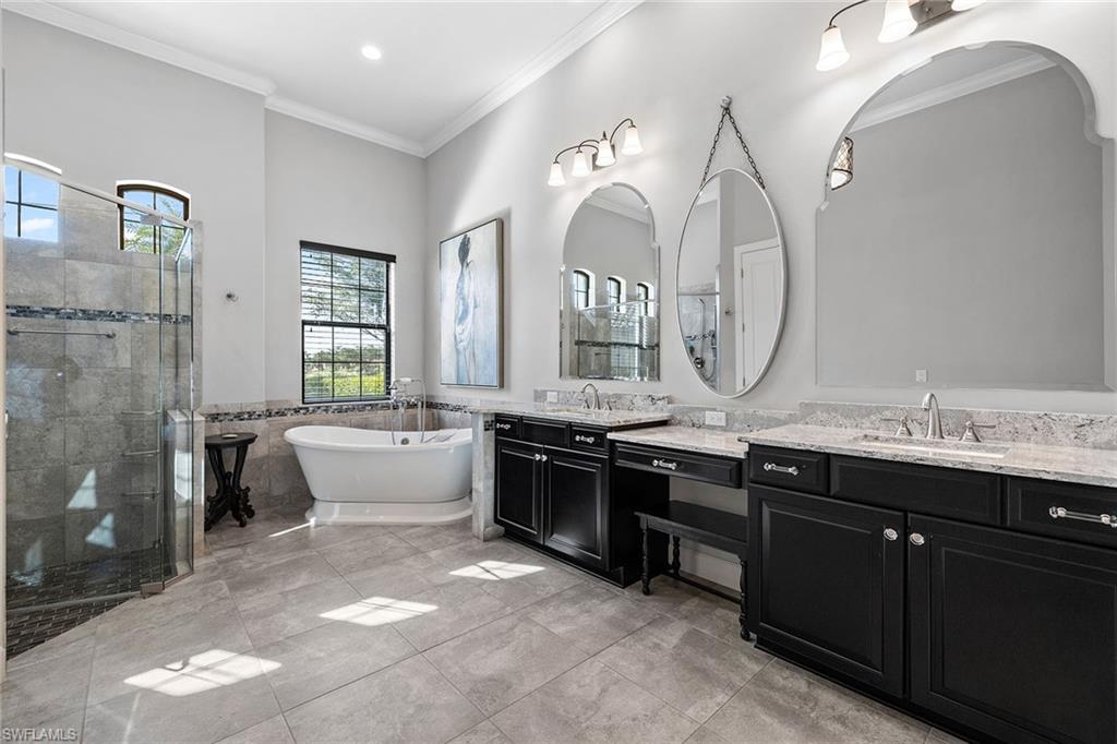 ESPLANADE - Residential