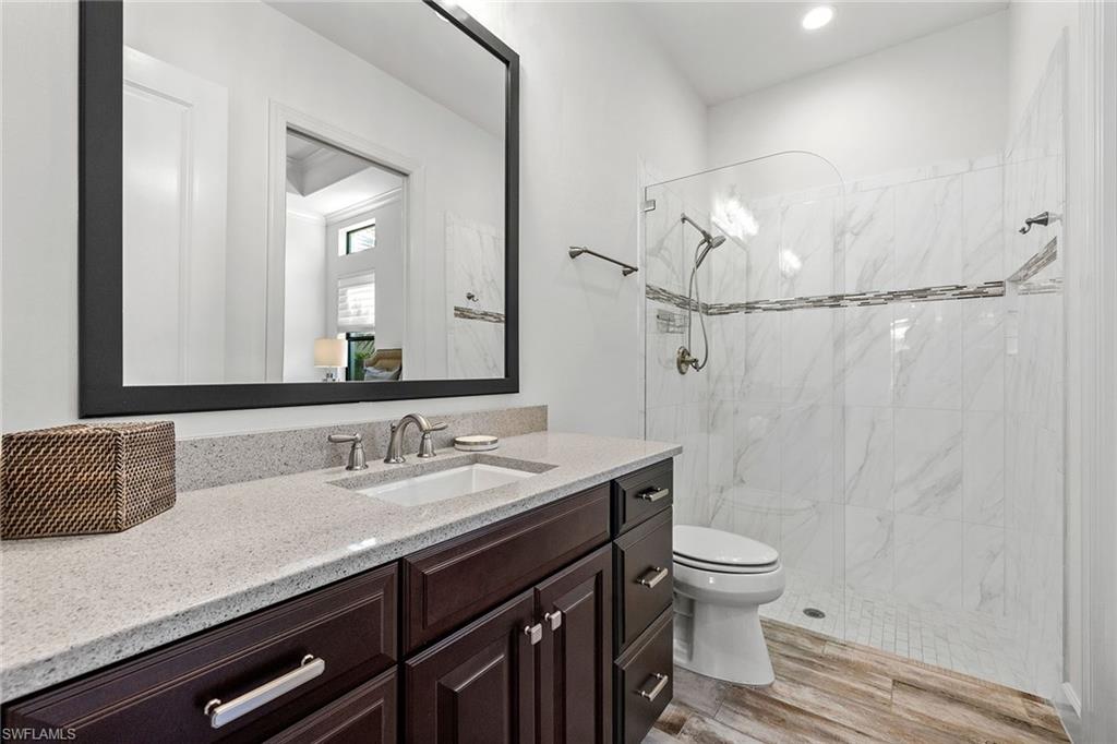 ESPLANADE - Residential