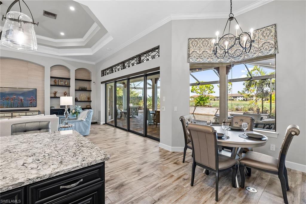 ESPLANADE - Residential