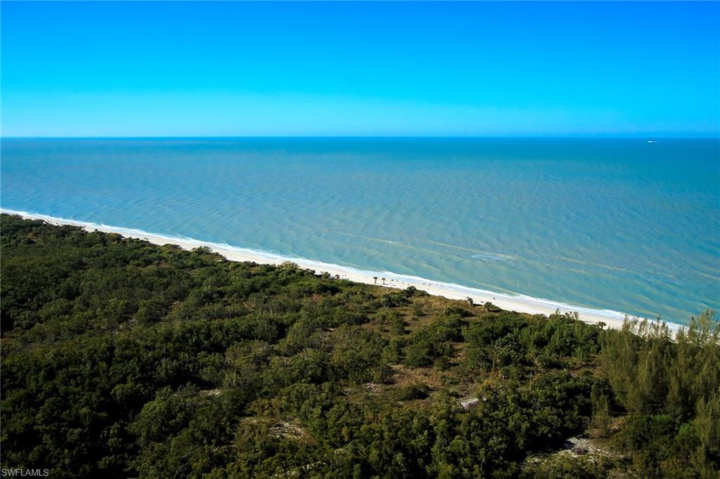 KEEWAYDIN ISLAND - Land