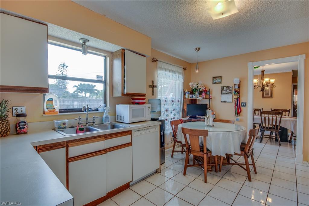 GOLDEN GATE CITY - Residential