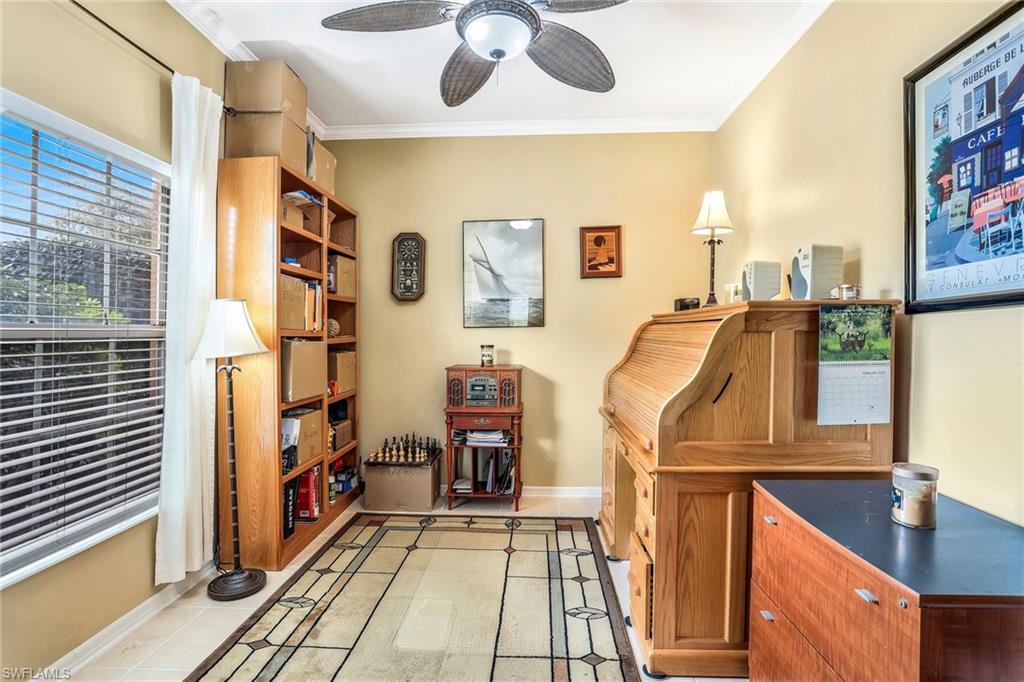 VALENCIA LAKES - Residential