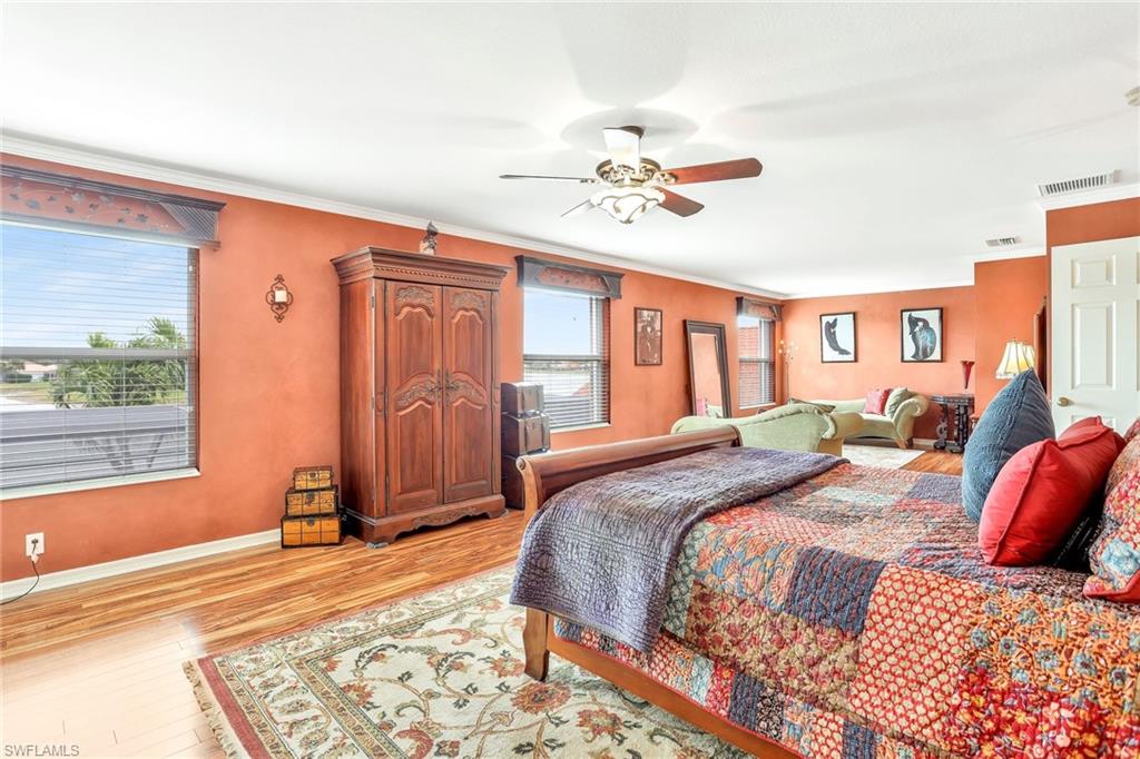 VALENCIA LAKES - Residential