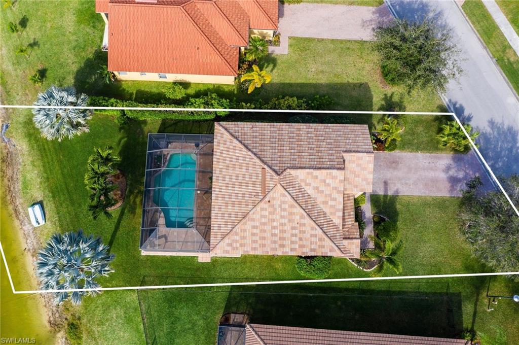 VALENCIA LAKES - Residential