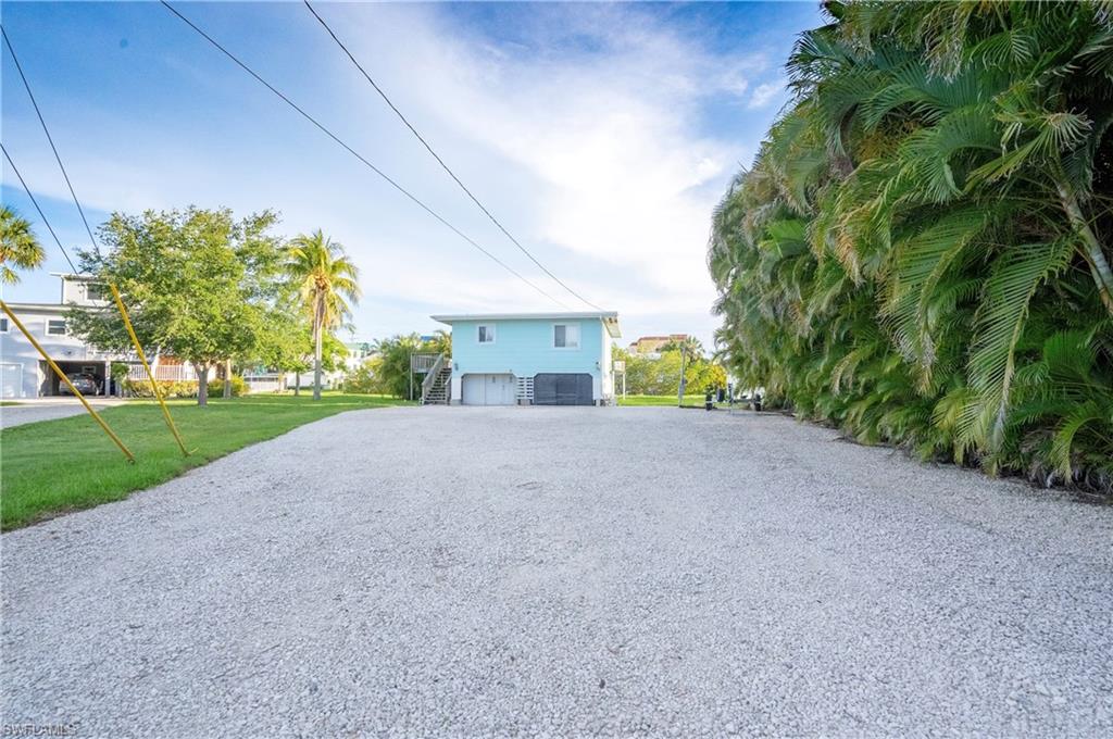 ISLAND SHORES - Residential